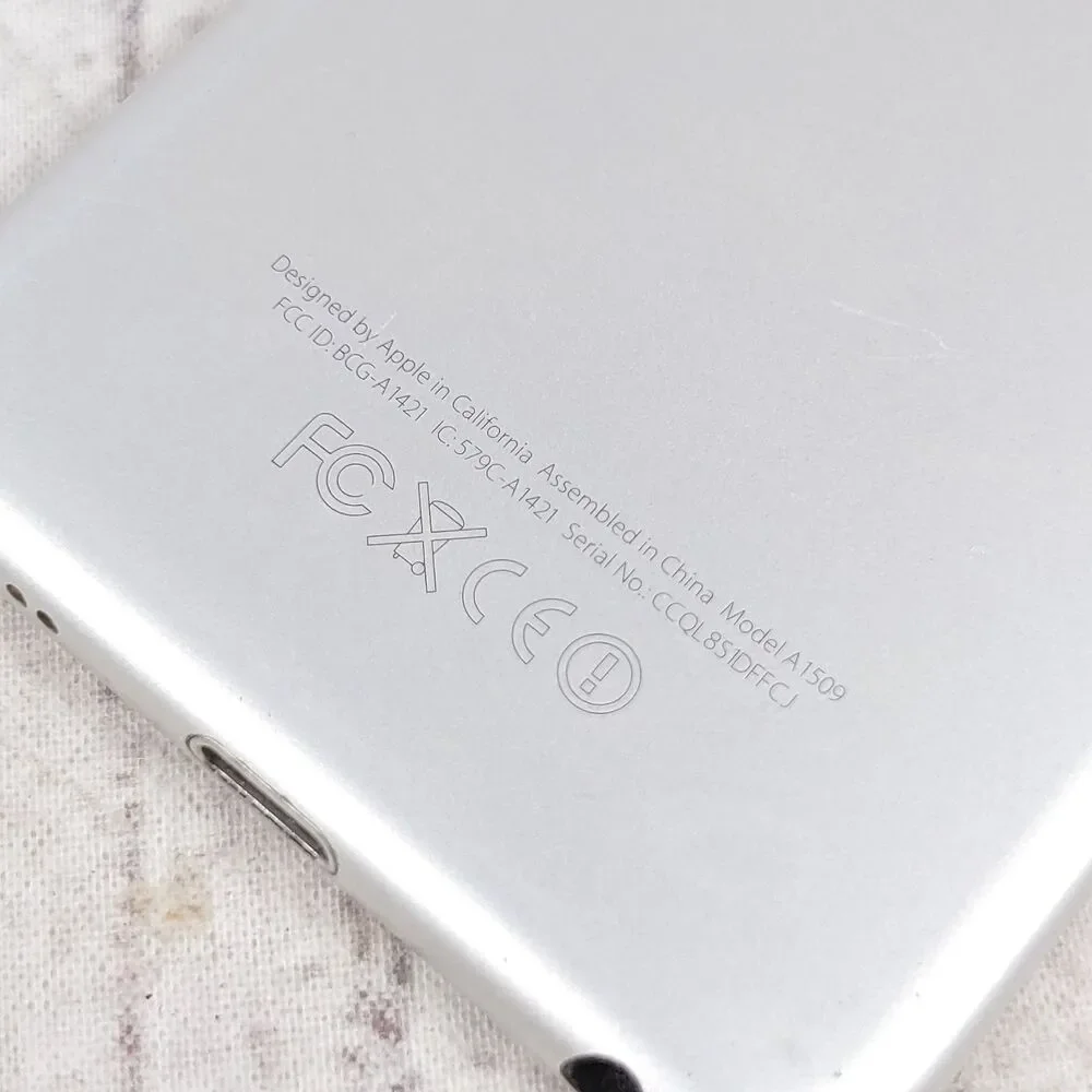 FOR PARTS ONLY, DOESN'T WORK - Apple iPod Touch 5th Generation A1421 iTouch ASIS